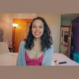 Meet your Posher, Tiara